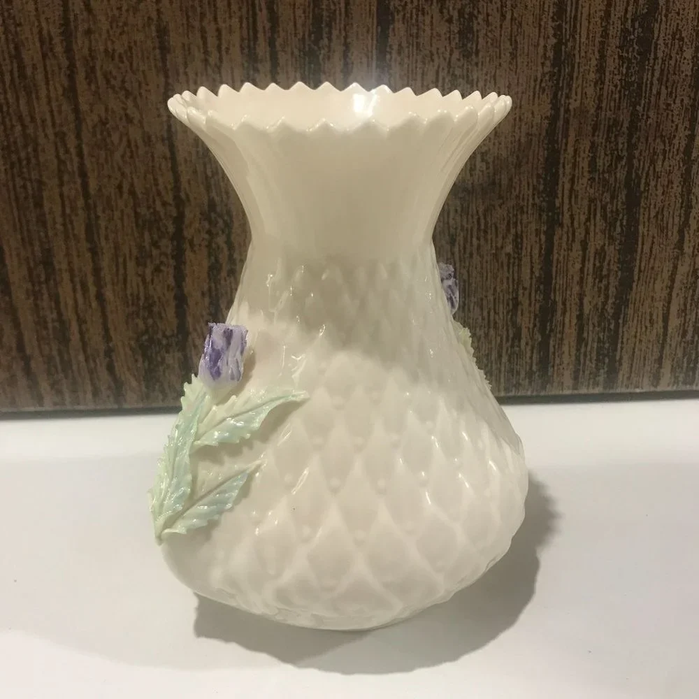Belleek Ireland Porcelain Thistle Flower Vase 5.25